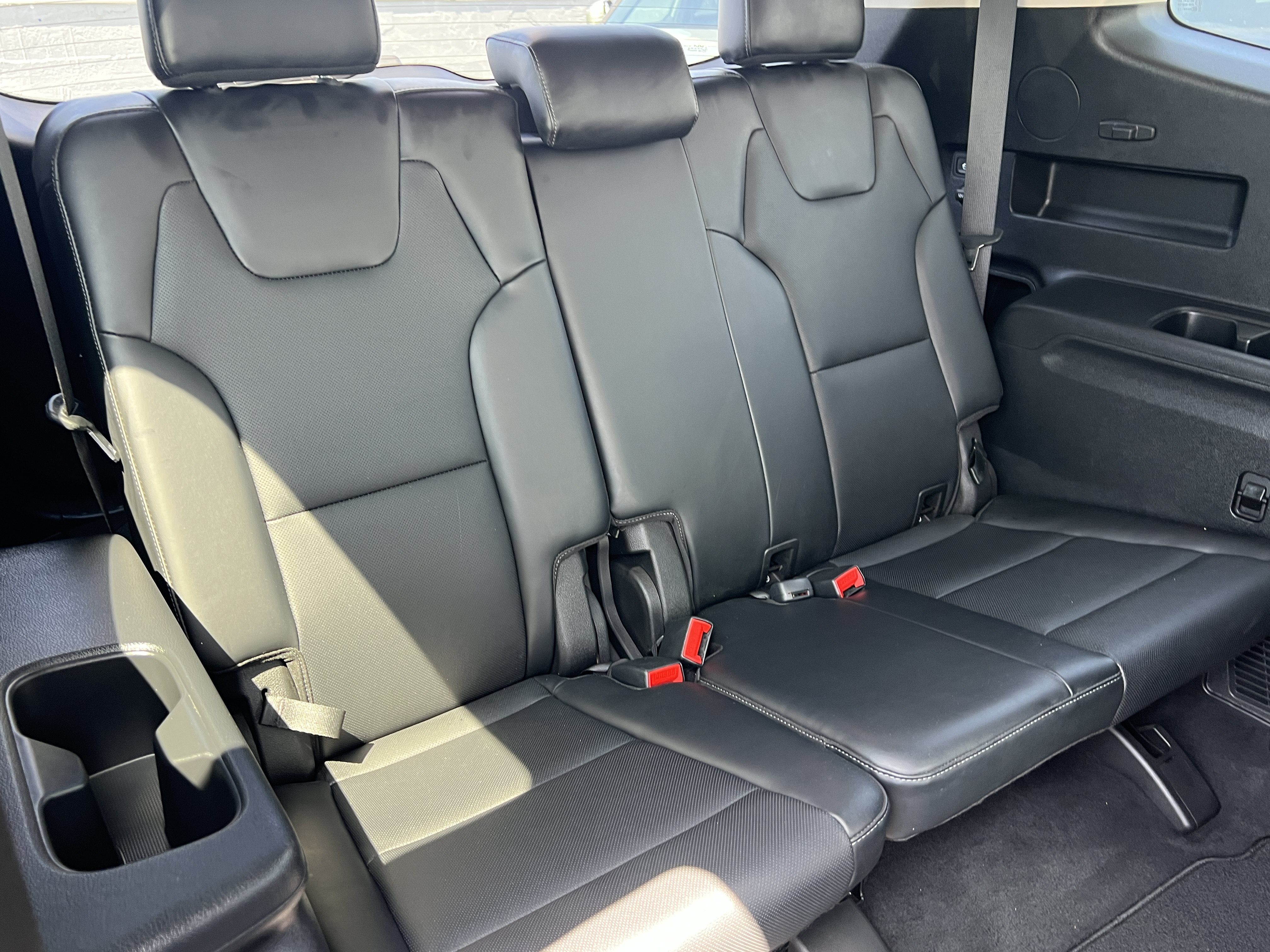 Used 2022 Kia Telluride S FWD image 20