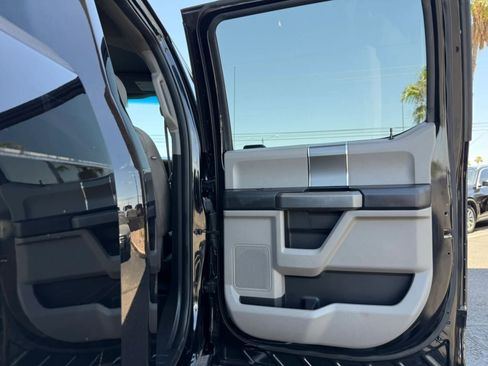 Used 2018 Ford F150 XLT w/ Equipment Group 302A Luxury AWD/4WD image 33