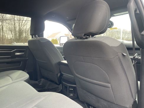 Used 2024 RAM 2500 Big Horn image 21