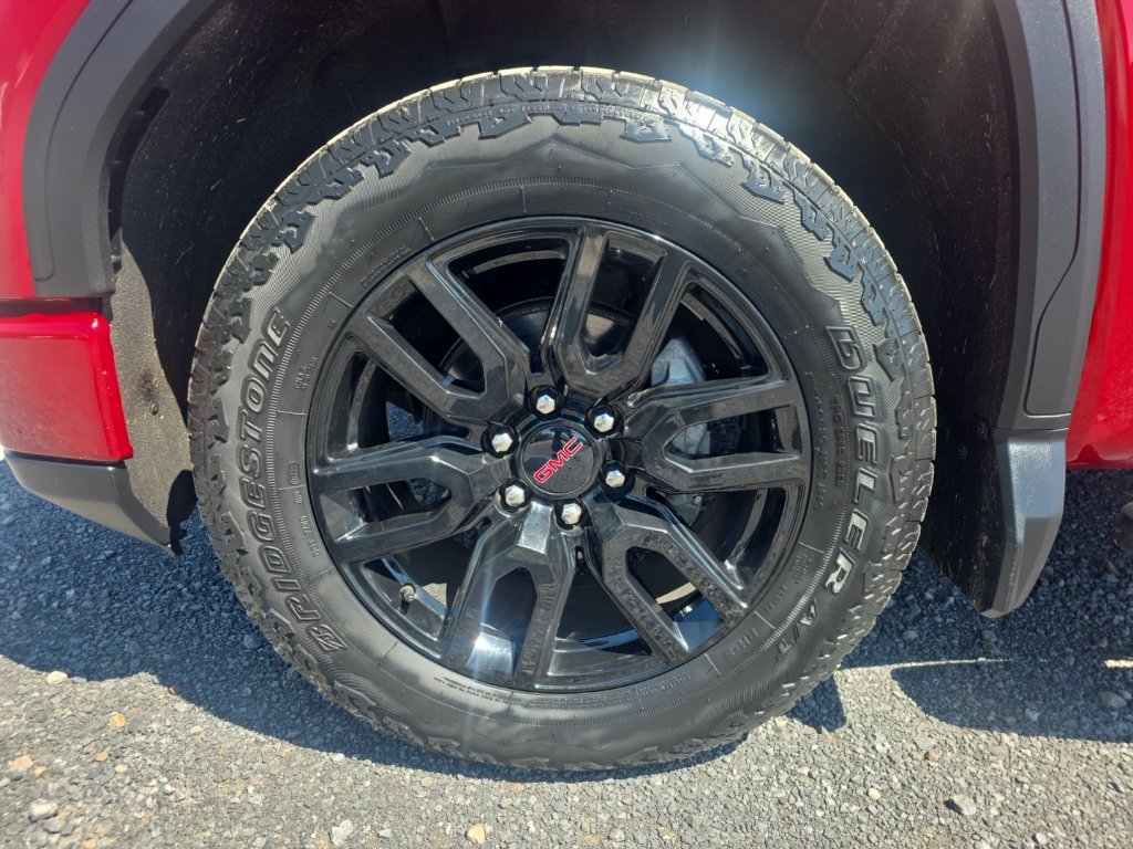 Used 2022 GMC Sierra 1500 Elevation w/ LPO, Elevation Black Package AWD/4WD image 20