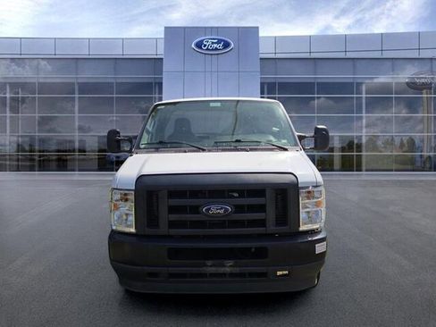 Used 2024 Ford E-350 and Econoline 350 Super Duty w/ Power Windows & Locks Group RWD image 3