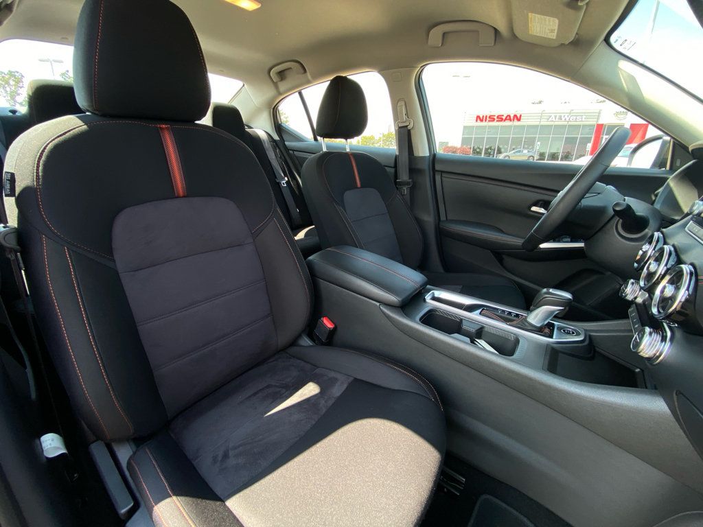 Used 2025 Nissan Sentra SR w/ Midnight Edition FWD image 13