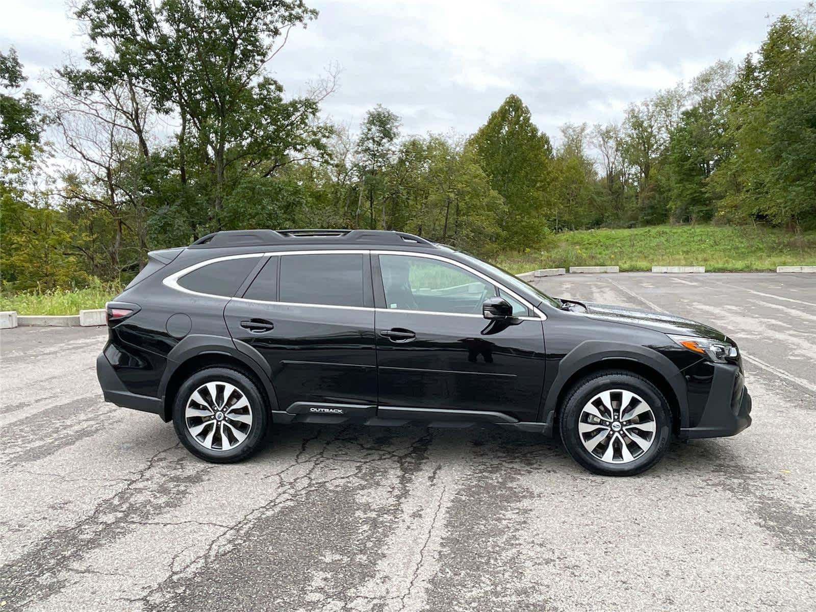 Certified 2024 Subaru Outback Limited XT AWD/4WD image 4
