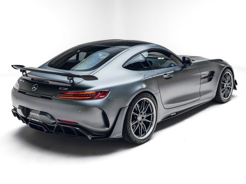 Used 2020 Mercedes-Benz AMG GT R image 8