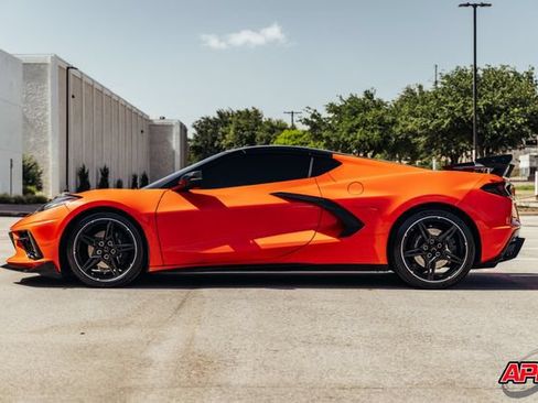 Used 2020 Chevrolet Corvette Stingray Coupe w/ 1LT RWD image 62