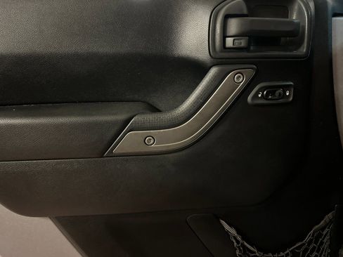 Used 2015 Jeep Wrangler Unlimited Sport w/ Quick Order Package 24S image 10