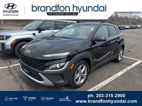 Used 2023 Hyundai Kona SEL image 3