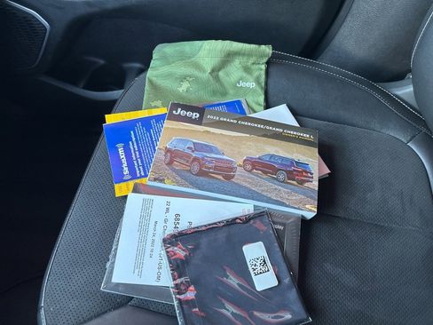 Used 2022 Jeep Grand Cherokee Altitude image 71