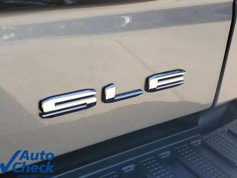 Used 2024 GMC Sierra 1500 SLE w/ Preferred Package RWD image 10