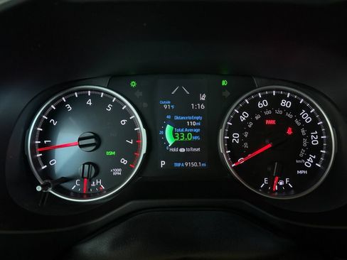 Used 2020 Toyota RAV4 XLE FWD image 18