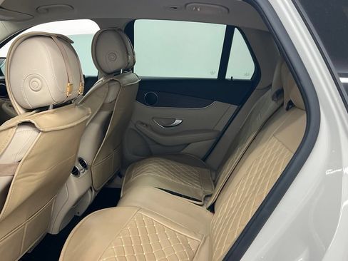 Used 2022 Mercedes-Benz GLC 300 w/ Premium Package Lite image 11
