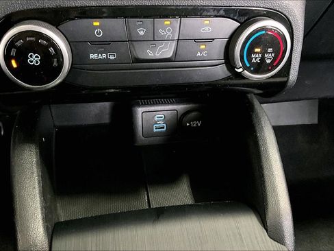 Used 2022 Ford Escape SE AWD/4WD image 16