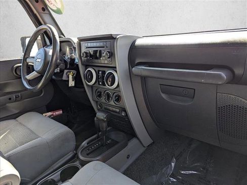 Used 2009 Jeep Wrangler Unlimited Sahara w/ Trailer Tow Group image 21