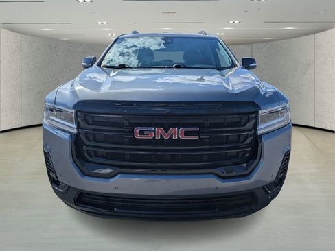 Used 2021 GMC Acadia SLT w/ Elevation Edition image 8