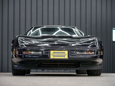 Used 1994 Chevrolet Corvette Coupe image 3
