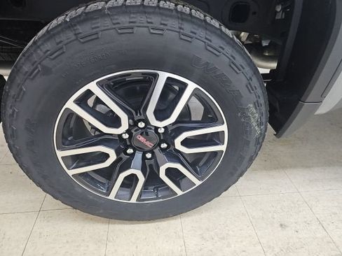 New 2026 GMC Sierra 1500 AT4 w/ AT4 Premium Package image 21