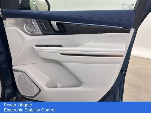 Used 2025 Buick Enclave Avenir w/ Super Cruise Package image 20