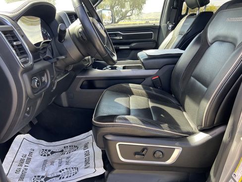 Used 2024 RAM 1500 Laramie image 22