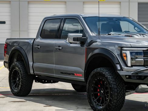 Used 2025 Ford F150 Raptor w/ Equipment Group 803A Raptor R AWD/4WD image 32