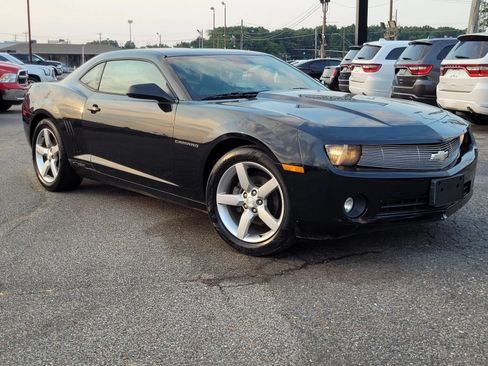 Used 2011 Chevrolet Camaro LT w/ White Stripe Package RWD image 2