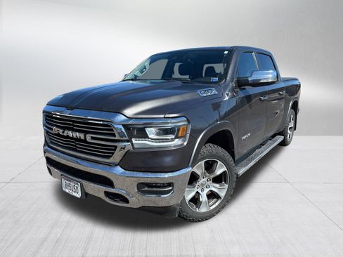Used 2022 RAM 1500 Laramie AWD/4WD image 2