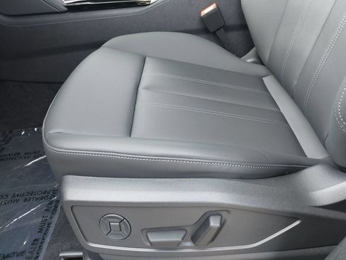 New 2026 Audi Q5 Premium AWD/4WD image 32