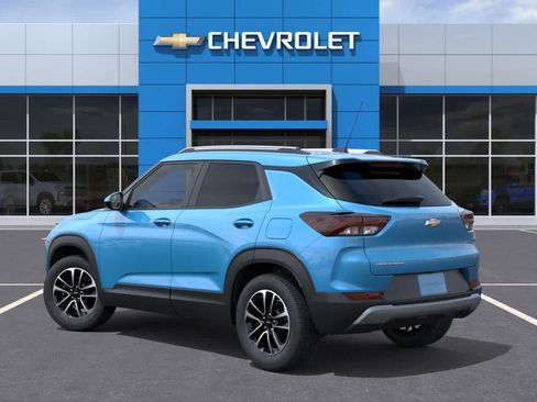 New 2026 Chevrolet TrailBlazer LT FWD image 3
