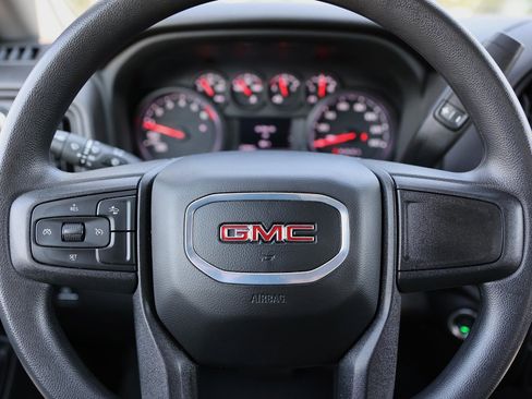 Certified 2024 GMC Sierra 1500 Pro w/ Convenience Package image 30