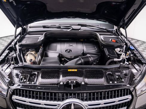 Used 2024 Mercedes-Benz GLE 350 4MATIC w/ Driver Assistance Package image 33