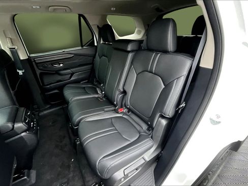 New 2026 Honda Pilot Touring image 18