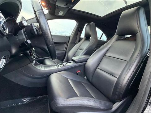 Used 2014 Mercedes-Benz CLA 250 image 23