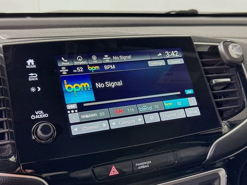 Used 2019 Honda Pilot Elite image 32