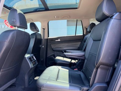 Used 2023 Volkswagen Atlas SE w/ Panoramic Sunroof Package AWD/4WD image 25