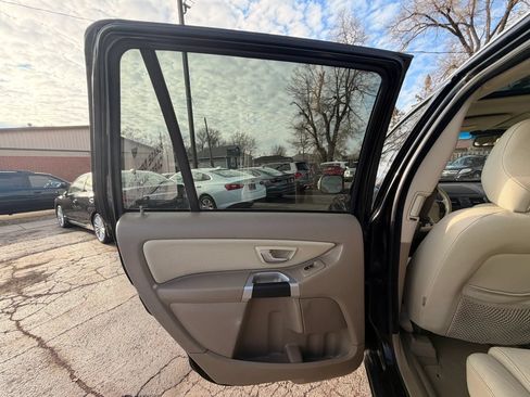 Used 2012 Volvo XC90 3.2 AWD/4WD image 16