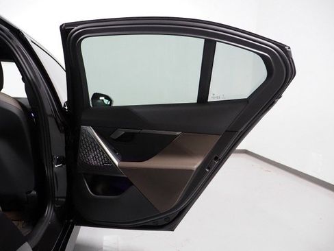 Used 2025 BMW i5 eDrive40i w/ M Sport Package image 70