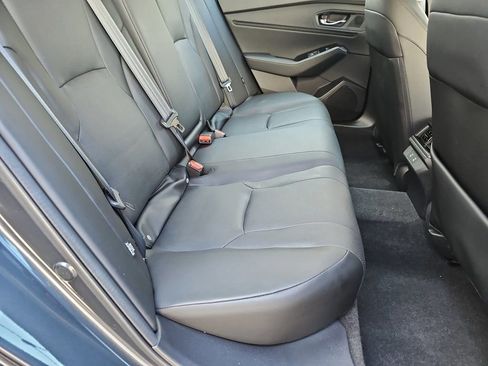Used 2023 Honda Accord Touring image 7