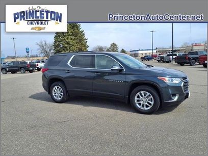 Used 2020 Chevrolet Traverse LT