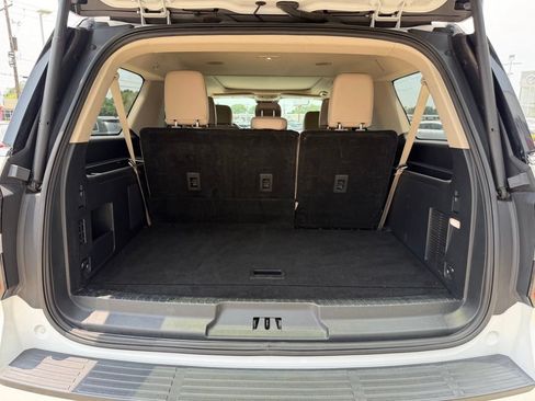 Used 2024 Ford Expedition Max Limited RWD image 28