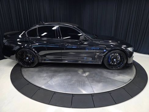 Used 2015 BMW M3 RWD image 13