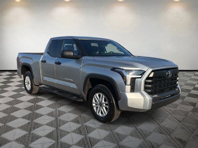 Used 2026 Toyota Tundra SR5 AWD/4WD image 3