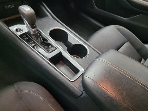 Used 2022 Nissan Altima 2.5 SV image 26