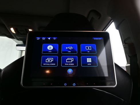 Used 2021 Toyota Highlander Platinum image 17