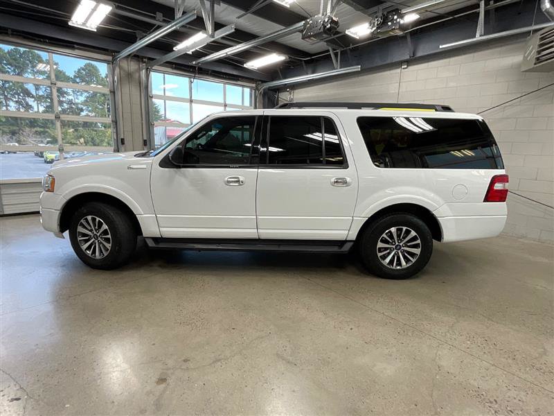 Used 2016 Ford Expedition EL XLT RWD image 2