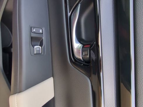 Used 2026 Honda CR-V EX-L image 31