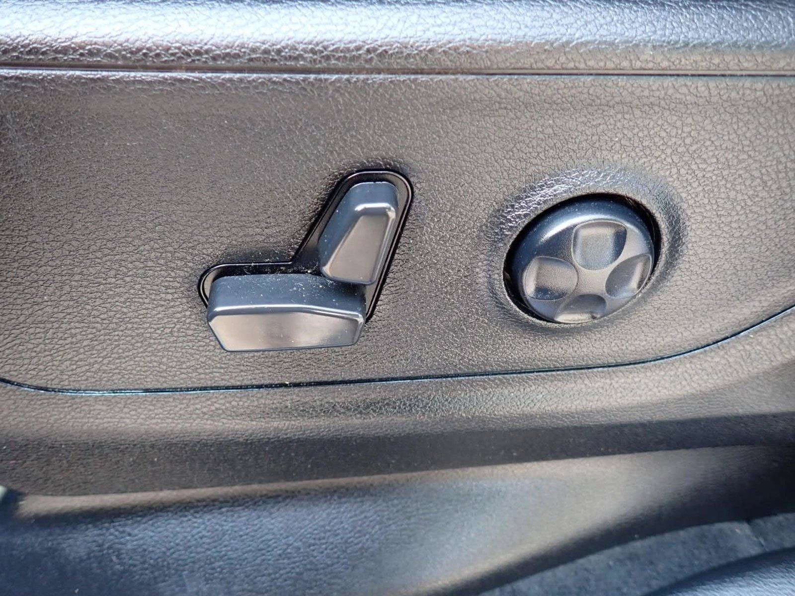 Used 2021 RAM 1500 Rebel w/ Rebel Level 2 Equipment Group AWD/4WD image 13
