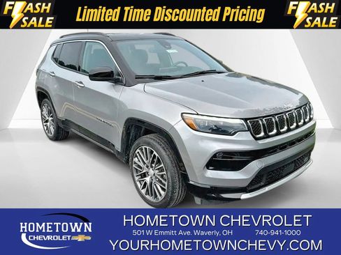 Used 2023 Jeep Compass Limited w/ Elite Group AWD/4WD image 1