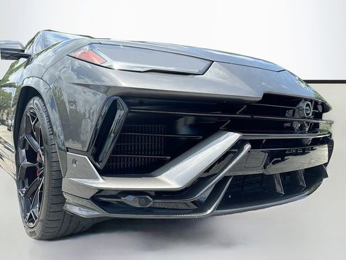 Used 2024 Lamborghini Urus Performante image 48