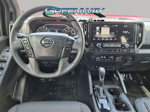 Used 2026 Nissan Frontier SV w/ SV Convenience Package RWD image 9