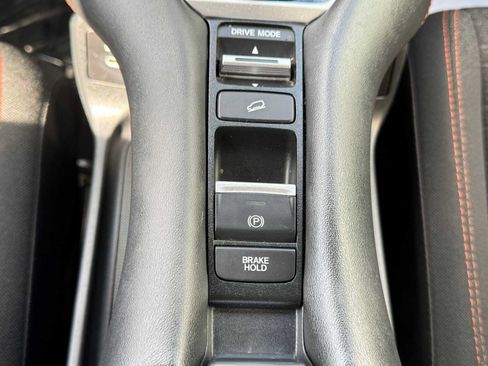 Used 2025 Honda HR-V Sport image 27