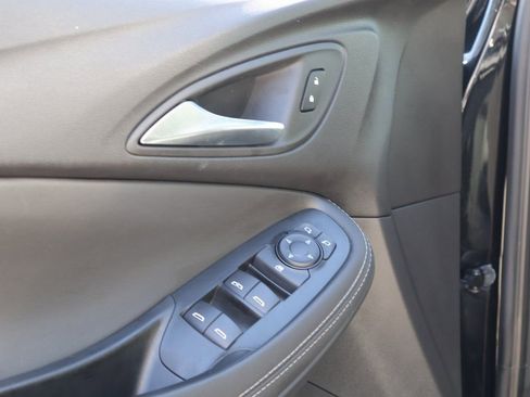 Used 2024 Buick Encore GX Sport Touring image 21